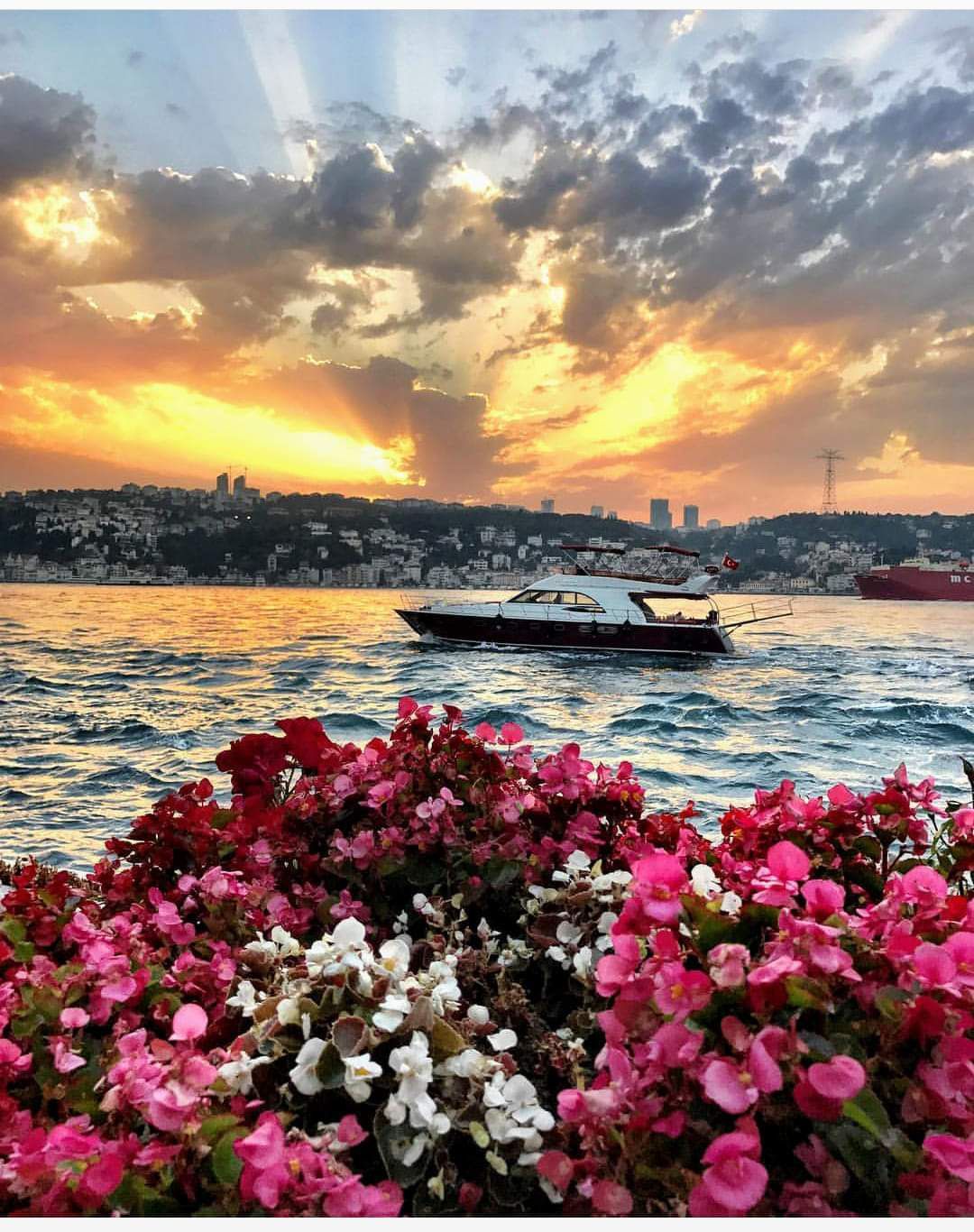 İstanbul Boğazı’nda Yat Kiralama